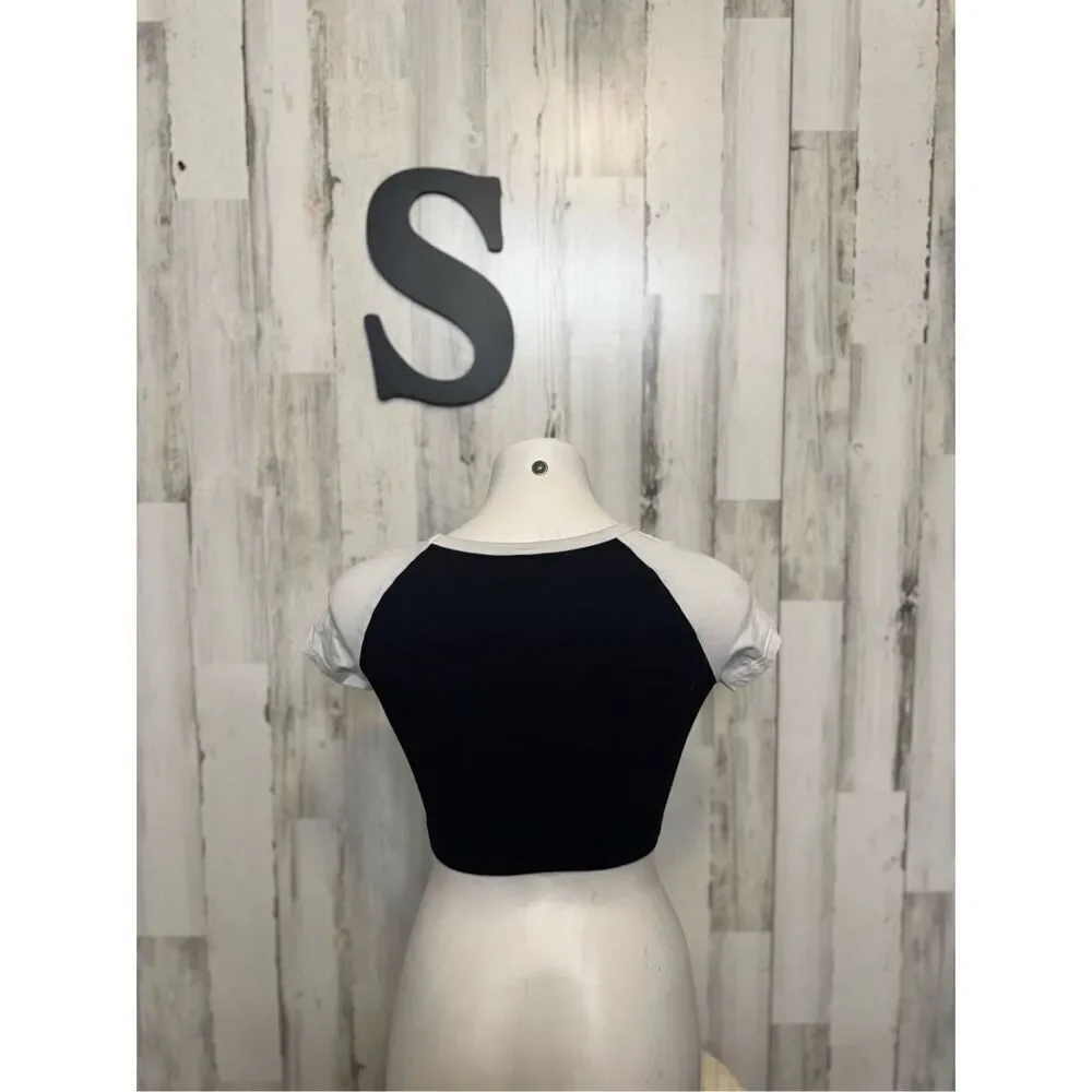 Crop top - Picture 4 of 6